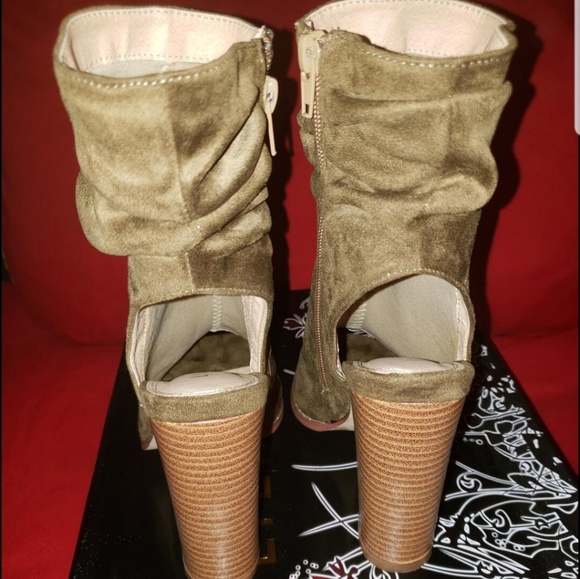 Heel booties - Picture 3 of 4